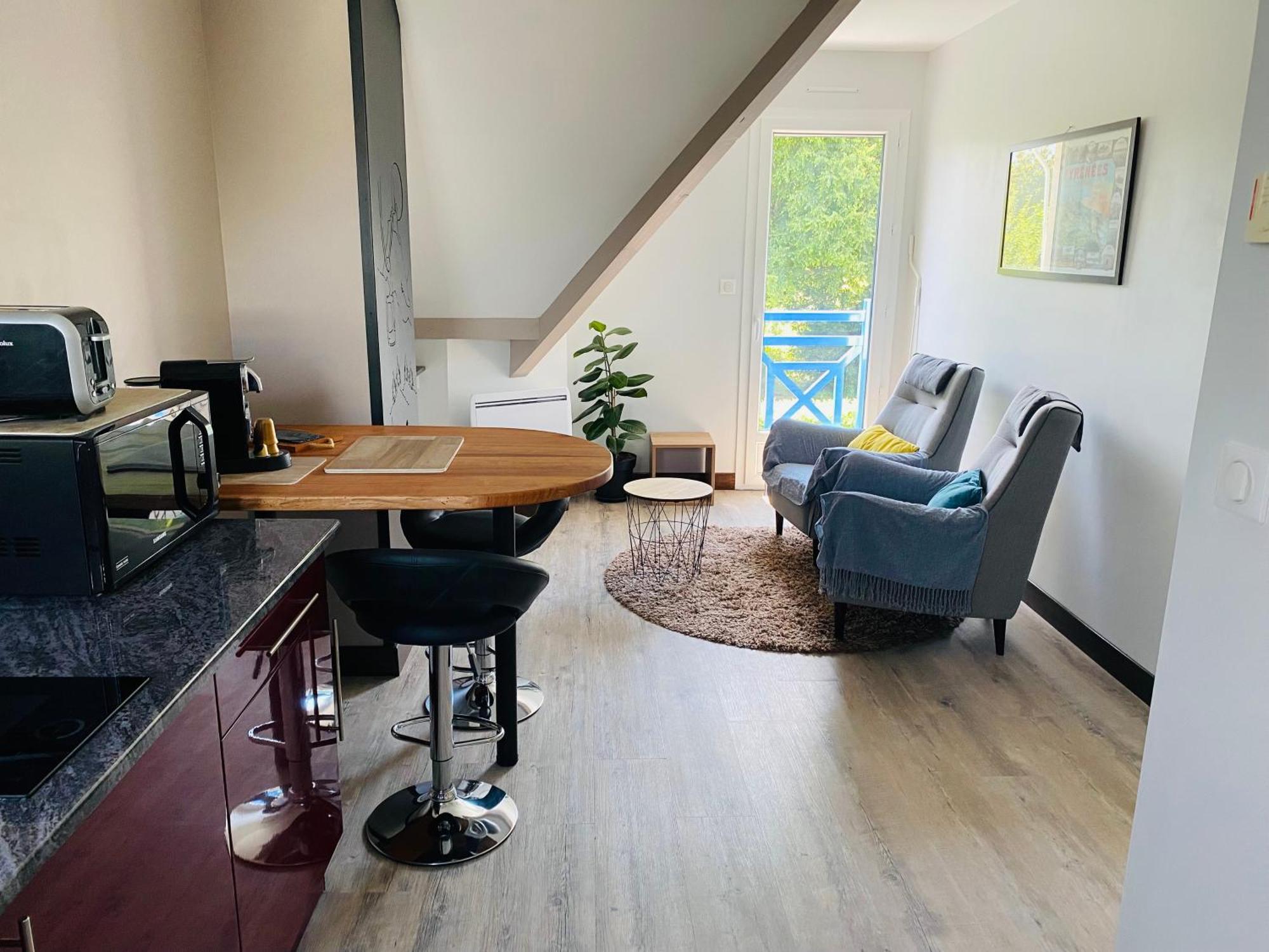 Apartment Chez Pat Et Olive - 2 Personnes- Bagneres De Bigorre